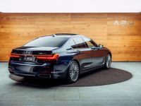 gebraucht BMW 750 i Steptronic