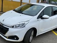 Gebraucht Peugeot 208 Signature Sky 82 PS (60 kW) 2018 Kleinwagen