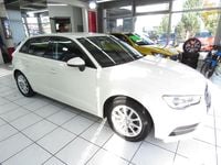 Gebraucht Audi A3 Attraction 125 PS (91 kW) 2015 Limousine