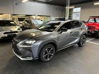Gebraucht Lexus NX300h E-FOUR 197 PS (144 kW) 2016 SUV