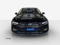 Gebraucht VW Passat Elegance 200 PS (147 kW) 2023 Deep black nacré Kombi