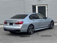 Gebraucht BMW 750 400 PS (294 kW) 2019 Limousine