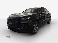 Neu Audi Q6 Sportback e-tron Ambiente 285 kW (388 PS) 2025 Mythosschwarz metallic SUV