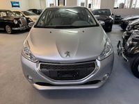 Gebraucht Peugeot 208 Allure 120 PS (88 kW) 2013 Kleinwagen