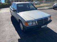Gebraucht Mercedes 190 122 PS (89 kW) 1985 Limousine