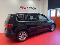 Gebraucht VW Touran Highline 150 PS (110 kW) 2023 Van / Kleinbus