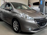 Gebraucht Peugeot 208 Active 95 PS (69 kW) 2012 Kleinwagen