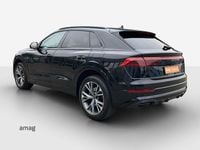 Gebraucht Audi Q8 Ambiente 394 PS (289 kW) 2024 Mythosschwarz metallic SUV