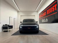 Neu Tesla Model Y Long Range AWD 378 kW (514 PS) 2026 Schwarz SUV