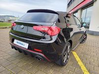 Gebraucht Alfa Romeo Giulietta Veloce 241 PS (177 kW) 2016 Schwarz Limousine