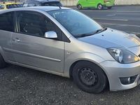 Gebraucht Ford Fiesta Ambiente 80 PS (58 kW) 2008 Kleinwagen