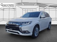 Gebraucht Mitsubishi Outlander P-HEV 224 PS (164 kW) 2019 Weiss SUV