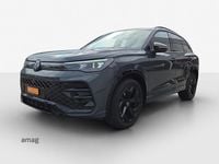 Gebraucht VW Tiguan R-line 193 PS (141 kW) 2024 Delfingrau metallic SUV