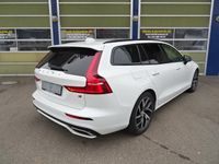 Gebraucht Volvo V60 R-Design 392 PS (288 kW) 2019 Weiss Kombi