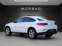 Gebraucht Mercedes GLC220 AMG line 194 PS (142 kW) 2021 Weiss Coupé