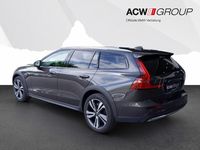 Gebraucht Volvo V60 CC Plus 211 PS (155 kW) 2023 Kombi