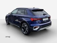 Gebraucht Audi A3 Ambiente 150 PS (110 kW) 2025 Navarrablau metallic Limousine