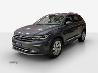 Gebraucht VW Tiguan Life 150 PS (110 kW) 2020 Grigio delfino metallizzato SUV