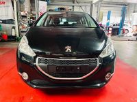 Gebraucht Peugeot 208 Style 82 PS (60 kW) 2014 Kleinwagen
