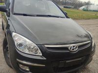Gebraucht Hyundai i30 Style 116 PS (85 kW) 2010 Kombi