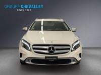 Gebraucht Mercedes GLA200 Urban 136 PS (100 kW) 2015 Weiss SUV