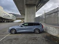 Gebraucht Volvo V60 R-Design 250 PS (183 kW) 2021 Kombi