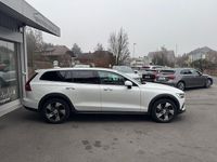 Gebraucht Volvo V60 CC 211 PS (155 kW) 2021 Kombi