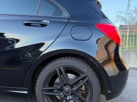 Gebraucht Mercedes A200 Urban 136 PS (100 kW) 2015