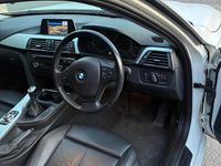 Gebraucht BMW 320 184 PS (135 kW) 2013 Limousine