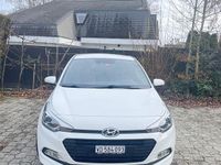 Gebraucht Hyundai i20 GO! 100 PS (73 kW) 2017