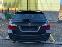 Gebraucht BMW 320 163 PS (119 kW) 2006 Kombi