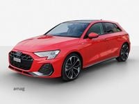 Neu Audi A3 Attraction 150 PS (110 kW) 2025 Progressivrot metallic Limousine