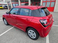 Neu Suzuki Swift 82 PS (60 kW) 2025 Rot Limousine