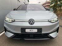 Gebraucht VW ID.7 Pro 210 kW (286 PS) 2023 Mehrfarbig Kleinwagen