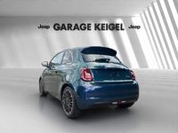 Neu Fiat 500e La Prima 86 kW (118 PS) 2025 Grün Kleinwagen