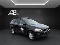 gebraucht Volvo XC60 2.4D AWD Momentum Geartronic