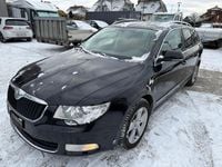 Gebraucht Skoda Superb Ambition 140 PS (102 kW) 2011 Kombi