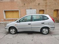 Gebraucht Nissan Almera Tino Comfort 114 PS (83 kW) 2002 Van / Kleinbus