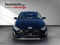 Neu Hyundai i20 90 PS (66 kW) 2025 Schwarz Limousine
