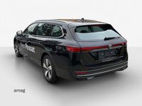 Gebraucht VW Passat Business 204 PS (150 kW) 2024 Grenadill black metallic Kombi