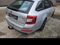 Gebraucht Skoda Octavia Ambition 150 PS (110 kW) 2015 Kleinwagen