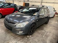 Gebraucht Hyundai i30 Style 116 PS (85 kW) 2010 Kombi