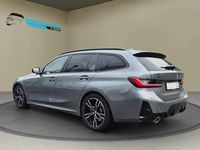 Gebraucht BMW 330 M Sport 245 PS (180 kW) 2025 Grau Kombi