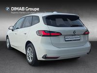 Gebraucht BMW 220 Active Tourer Luxury Line 156 PS (114 kW) 2023 Weiss Van / Kleinbus