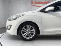 gebraucht Hyundai i30 Wagon 1.6 CRDi Premium Automatic