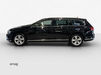 Gebraucht VW Passat Elegance 200 PS (147 kW) 2023 Deep black nacré Kombi