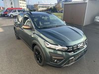 Neu Dacia Sandero 91 PS (66 kW) 2025 Grün Kleinwagen