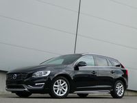 Gebraucht Volvo V60 Summum 181 PS (133 kW) 2015 Kombi