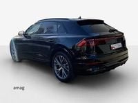 Gebraucht Audi Q8 Ambiente 394 PS (289 kW) 2024 Mythosschwarz metallic SUV