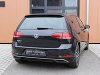 Gebraucht VW Golf VII Comfortline 125 PS (91 kW) 2018 Limousine